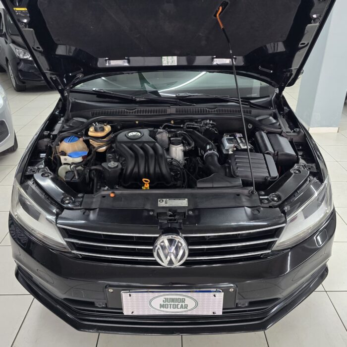 VW JETTA 2.0 COMFORTLINE TIPTRONIC AUT. PRETO 2013 FLEX - Image 15