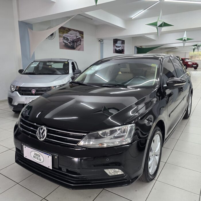 VW JETTA 2.0 COMFORTLINE TIPTRONIC AUT. PRETO 2013 FLEX - Image 3