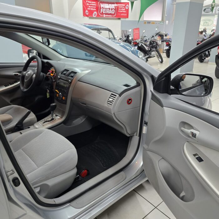 TOYOTA COROLLA 1.8 GLi AUT. PRATA 2010 FLEX - Image 10