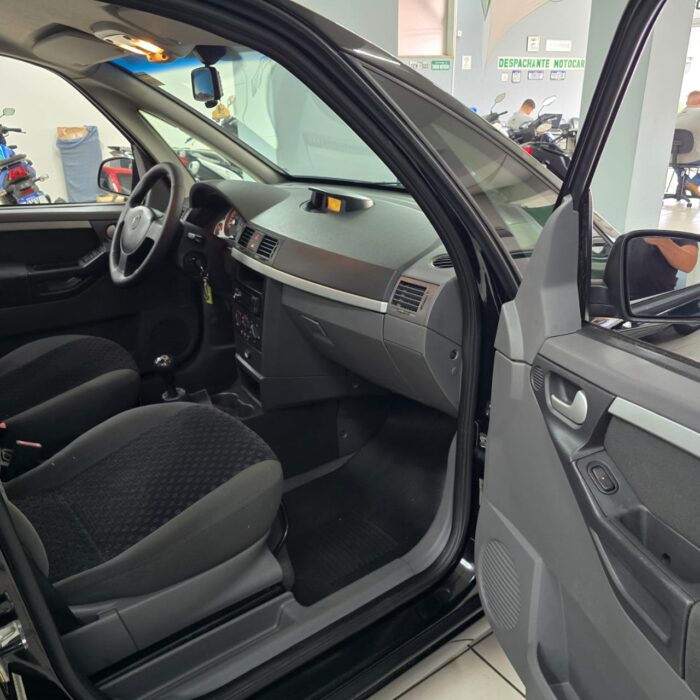 GM MERIVA 1.4 MAXX PRETA 2009 FLEX - Image 10