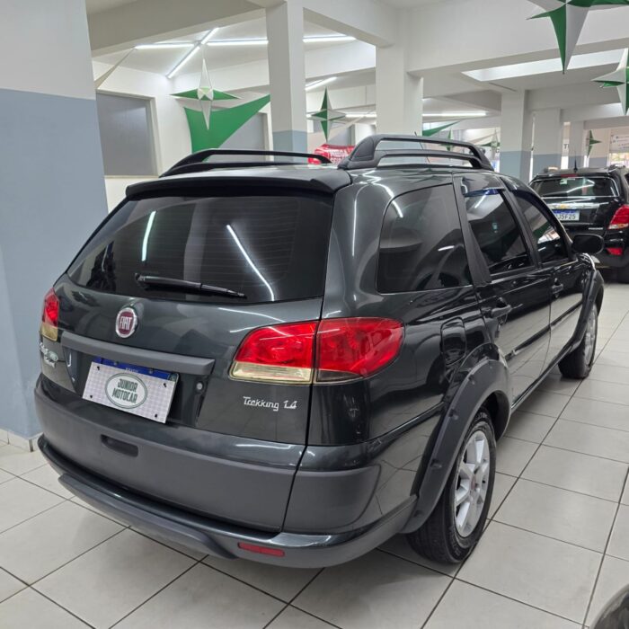 FIAT PALIO 1.4 WEEKEND TREKKING CINZA 2010 FLEX - Image 6