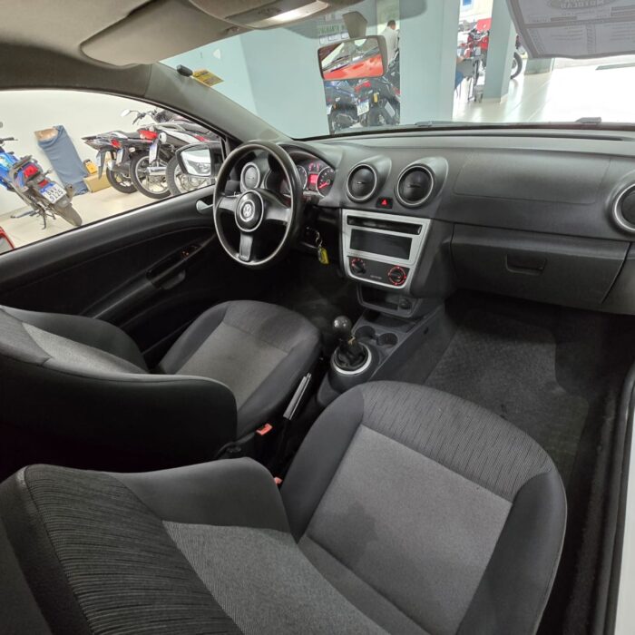 VW SAVEIRO 1.6 CS BRANCA 2014 FLEX - Image 9