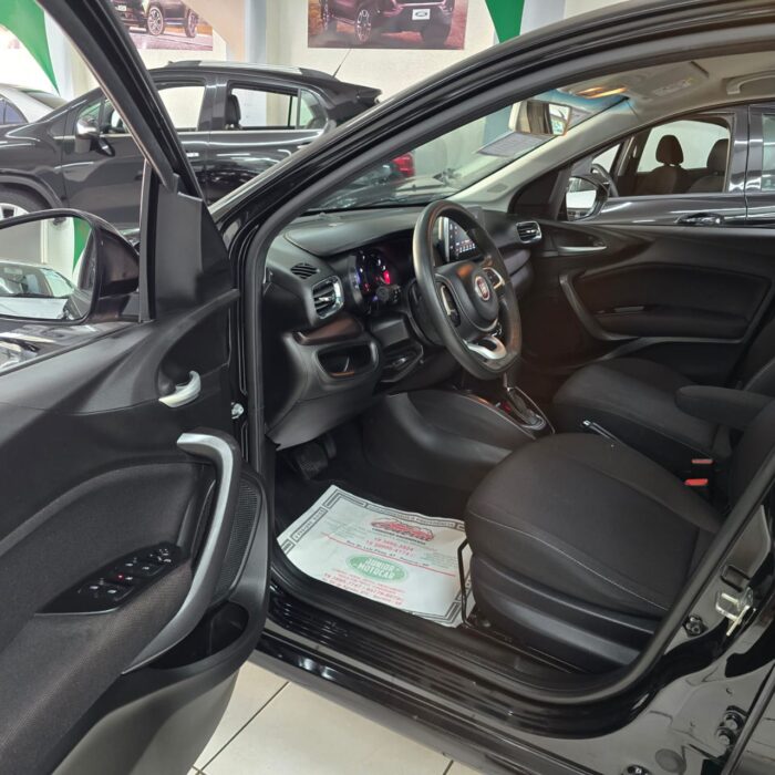 FIAT CRONOS 1.8 PRECISION AUT. PRETO 2019 FLEX - Image 7