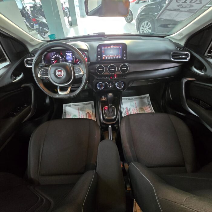 FIAT CRONOS 1.8 PRECISION AUT. PRETO 2019 FLEX - Image 9