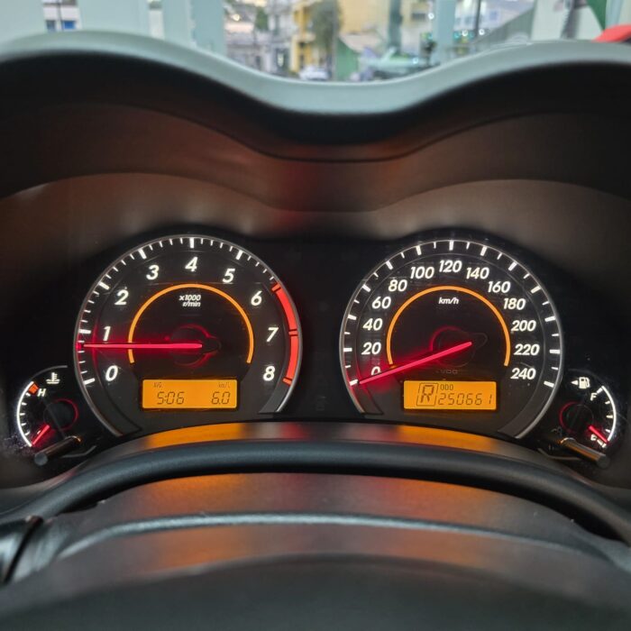 TOYOTA COROLLA 2.0 XEi AUT. PRATA 2013 FLEX - Imagem 14