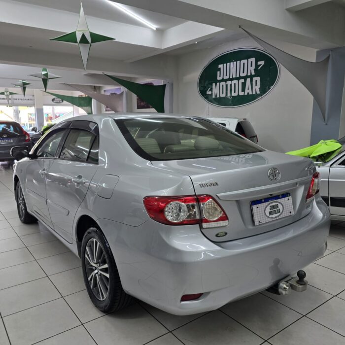 TOYOTA COROLLA 2.0 XEi AUT. PRATA 2013 FLEX - Imagem 4