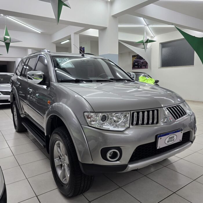 MITSUBISHI PAJERO 3.5 DAKAR 4X4 AUT. PRATA 2013 FLEX