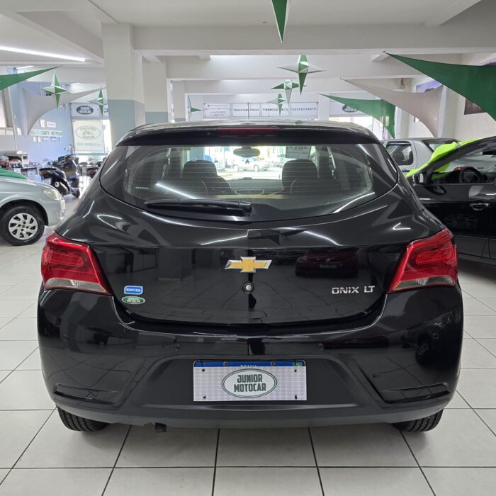 GM ONIX 1.0 LT PRETO 2017 FLEX - Imagem 5