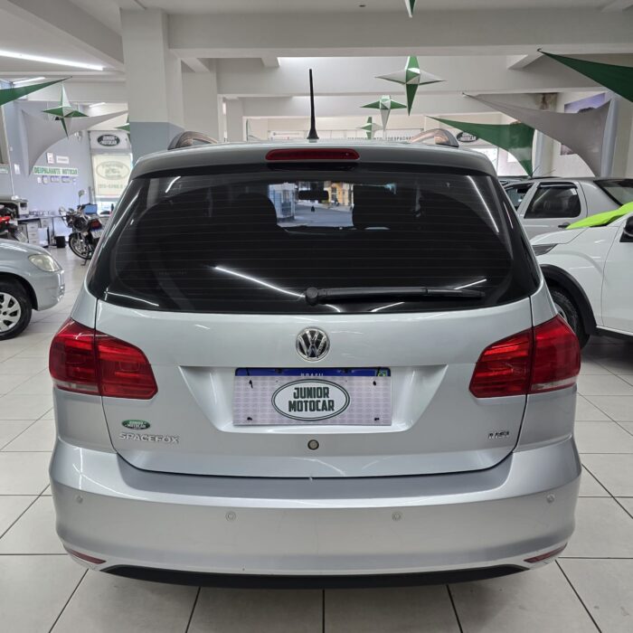 VW SPACEFOX 1.6 COMFORTLINE PRATA 2015 FLEX - Image 5