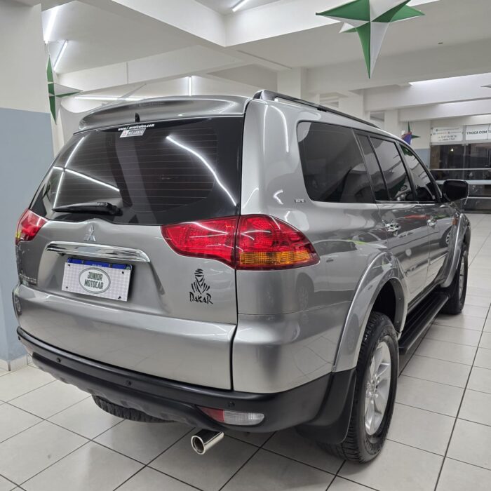 MITSUBISHI PAJERO 3.5 DAKAR 4X4 AUT. PRATA 2013 FLEX - Image 6