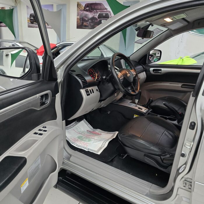 MITSUBISHI PAJERO 3.5 DAKAR 4X4 AUT. PRATA 2013 FLEX - Image 7