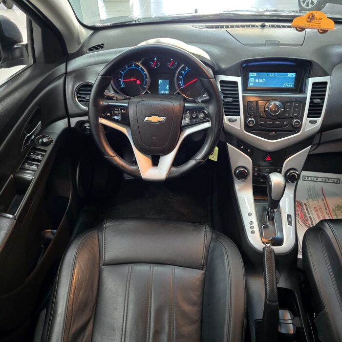 GM CRUZE 1.8 LT SEDAN CINZA 2013 FLEX - Image 8