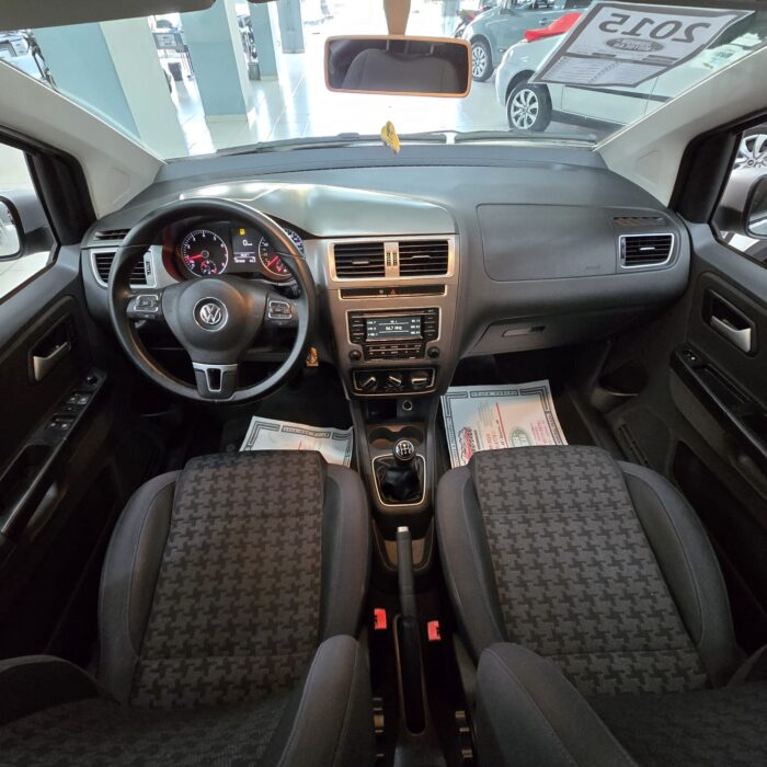 VW SPACEFOX 1.6 COMFORTLINE PRATA 2015 FLEX - Image 9