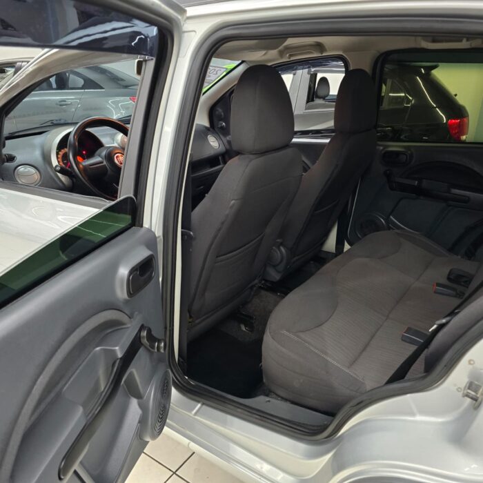 FIAT UNO 1.4 VIVACE WAY PRATA 2011 FLEX - Imagem 11
