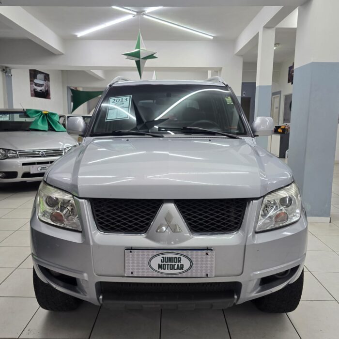 MITSUBISHI PAJERO TR4 2.0 4X2 AUT. PRATA 2013 FLEX - Imagem 2
