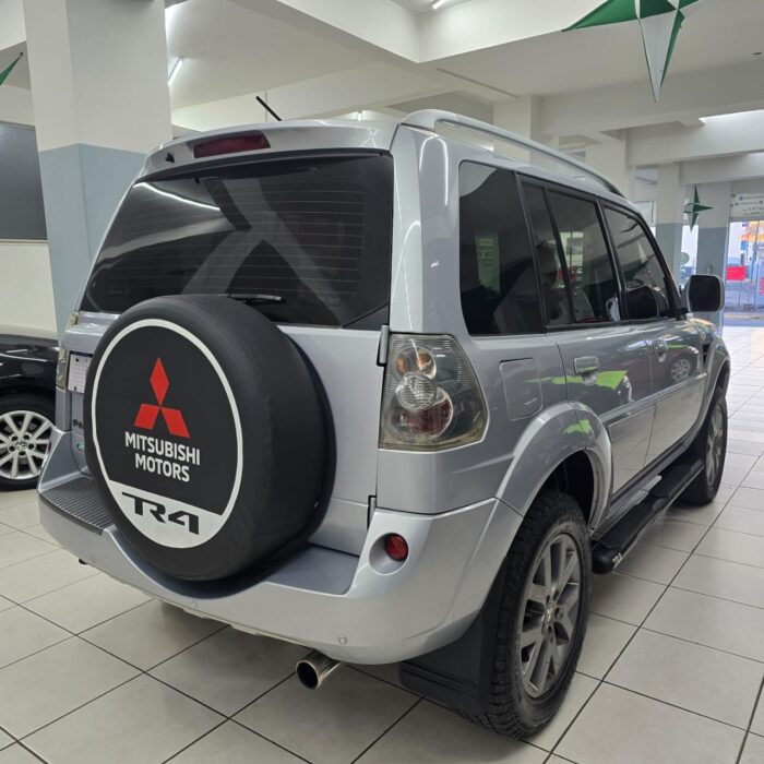 MITSUBISHI PAJERO TR4 2.0 4X2 AUT. PRATA 2013 FLEX - Imagem 6