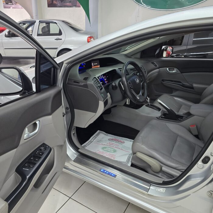 HONDA CIVIC 2.0 LXR AUT. PRATA 2014 FLEX - Imagem 7