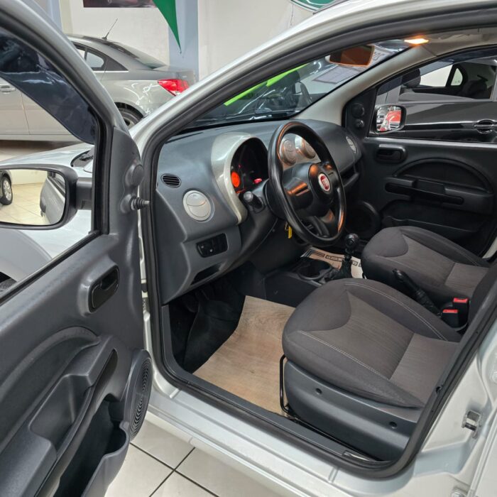 FIAT UNO 1.4 VIVACE WAY PRATA 2011 FLEX - Imagem 7