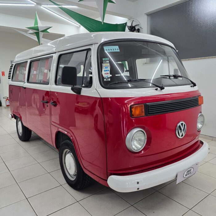 VW KOMBI 1.6 VERMELHA 2004 FLEX