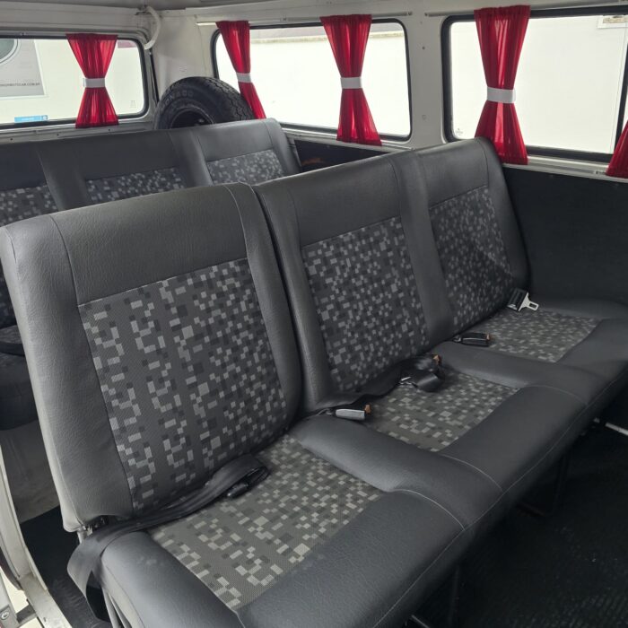 VW KOMBI 1.6 VERMELHA 2004 FLEX - Imagem 13