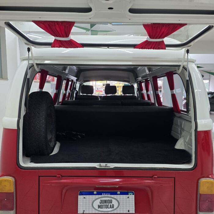 VW KOMBI 1.6 VERMELHA 2004 FLEX - Imagem 14