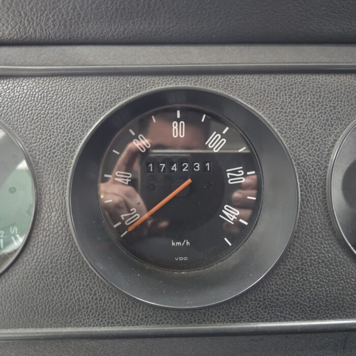 VW KOMBI 1.6 VERMELHA 2004 FLEX - Imagem 15