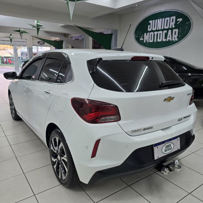 GM ONIX 1.0 PREMIER TURBO AUT. BRANCO 2023 FLEX - Imagem 4