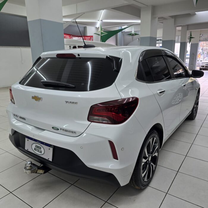 GM ONIX 1.0 PREMIER TURBO AUT. BRANCO 2023 FLEX - Imagem 6