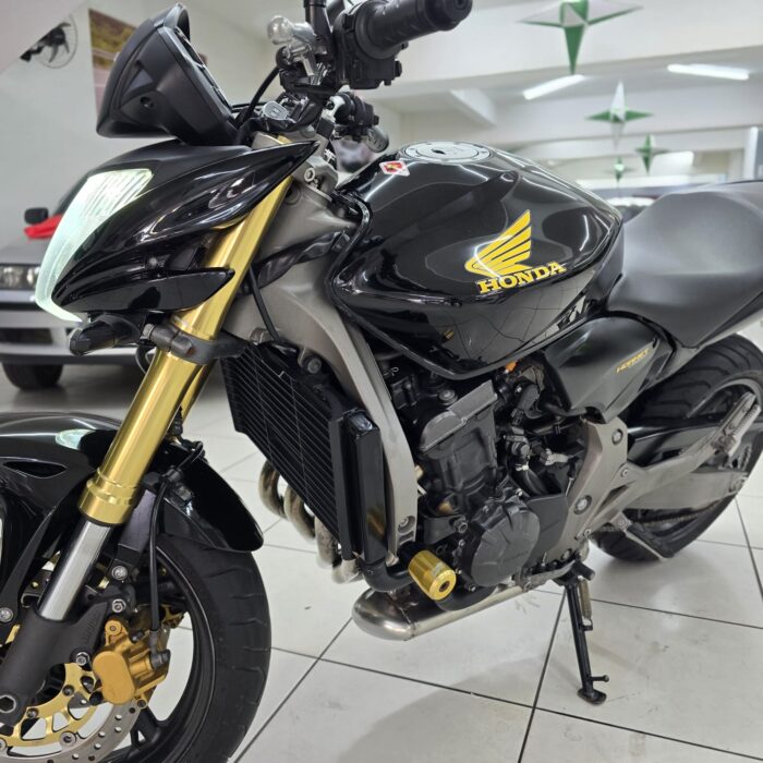HONDA HORNET 600F PRETA 2010 GASOLINA - Imagem 4