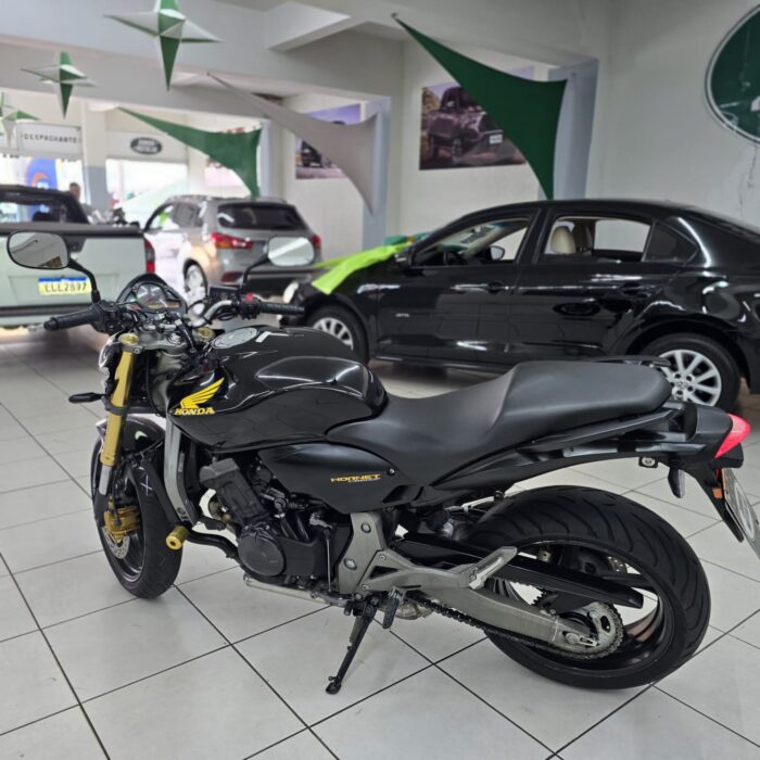 HONDA HORNET 600F PRETA 2010 GASOLINA - Imagem 5