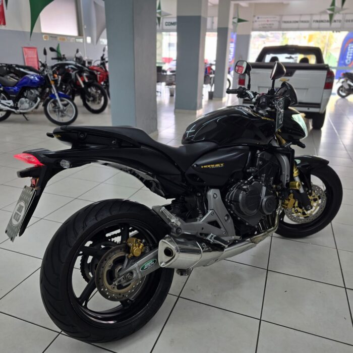 HONDA HORNET 600F PRETA 2010 GASOLINA - Imagem 7