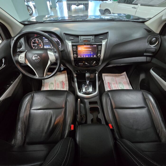 NISSAN FRONTIER 2.3 ATTACK 4X4 AUT. PRETA 2021 DIESEL - Imagem 10