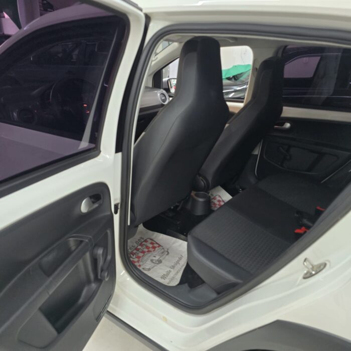VW UP! 1.0 CROSS TSi BRANCO 2018 FLEX - Imagem 11