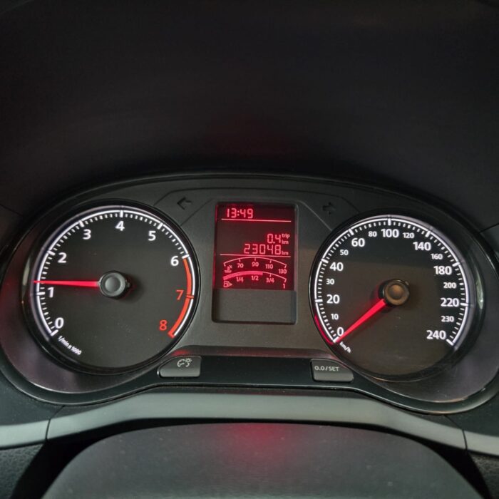 VW SAVEIRO 1.6 ROBUST PRATA 2025 FLEX - Imagem 12