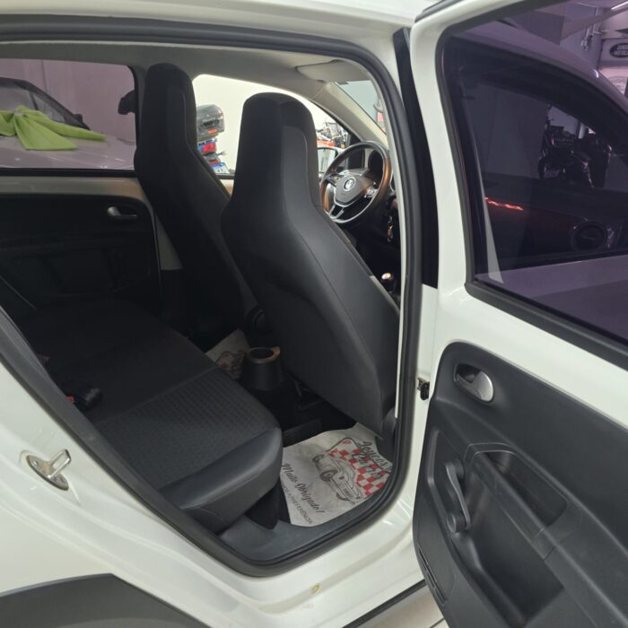 VW UP! 1.0 CROSS TSi BRANCO 2018 FLEX - Imagem 12