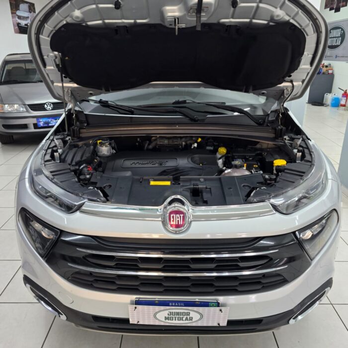 TORO 2.0 VOLCANO 4X4 AUT. PRATA 2017 DIESEL - Imagem 15