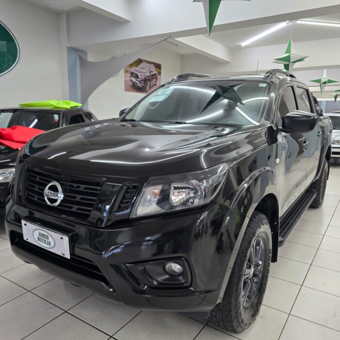 NISSAN FRONTIER 2.3 ATTACK 4X4 AUT. PRETA 2021 DIESEL - Imagem 3