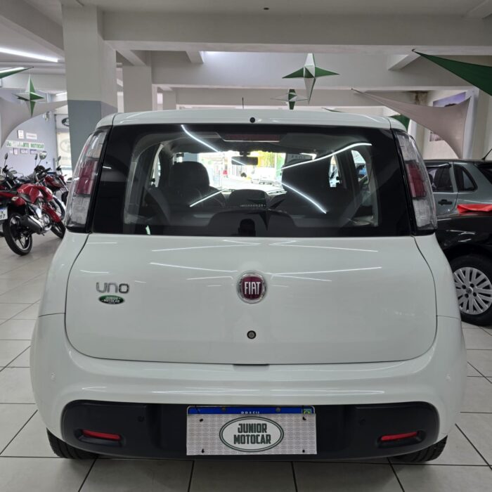 FIAT UNO 1.0 VIVACE ATTRACTIVE BRANCO 2021 FLEX - Imagem 5