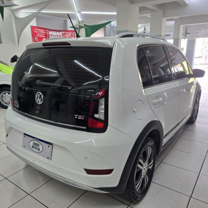 VW UP! 1.0 CROSS TSi BRANCO 2018 FLEX - Imagem 6