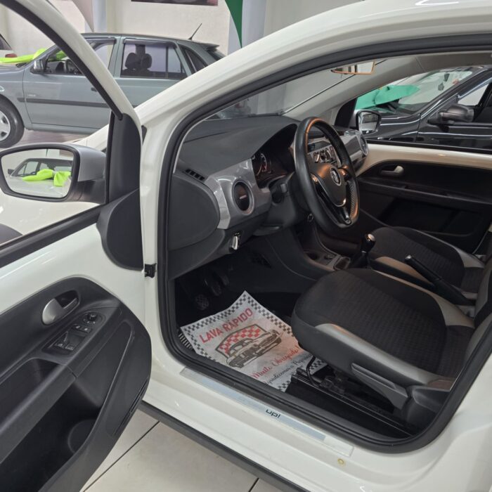 VW UP! 1.0 CROSS TSi BRANCO 2018 FLEX - Imagem 7