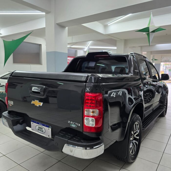 GM S10 2.8 H. COUNTRY 4X4 CD AUT. PRETA 2018 DIESEL - Imagem 7