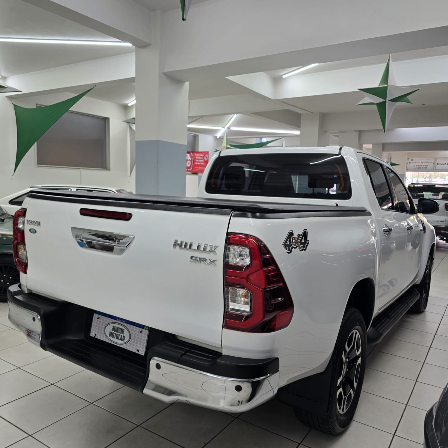 TOYOTA HILUX 2.8 SRX LIMITED 4X4 TDi BRANCA 2023 DIESEL - Imagem 7