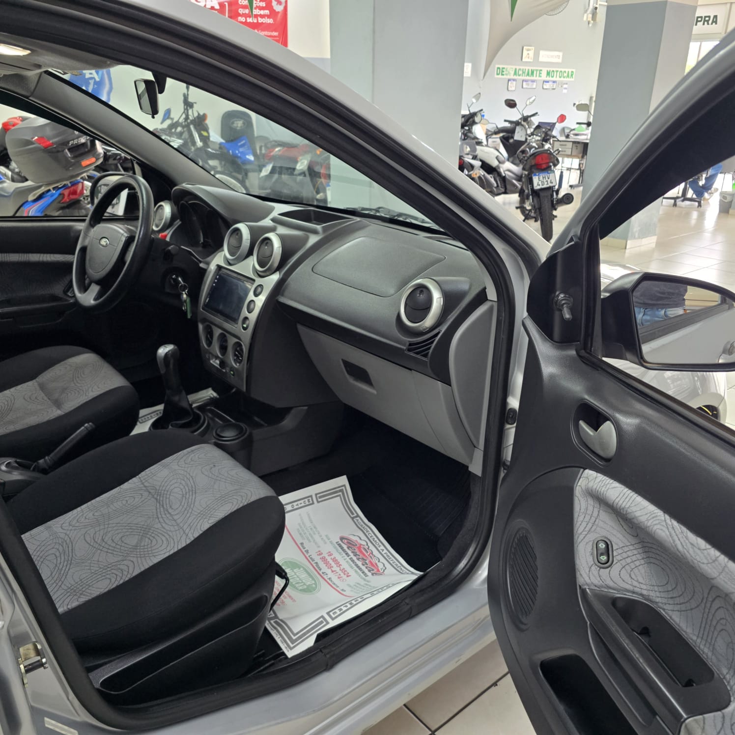 FORD FIESTA 1.6 CLASS SEDAN PRATA 2009 FLEX - Imagem 10