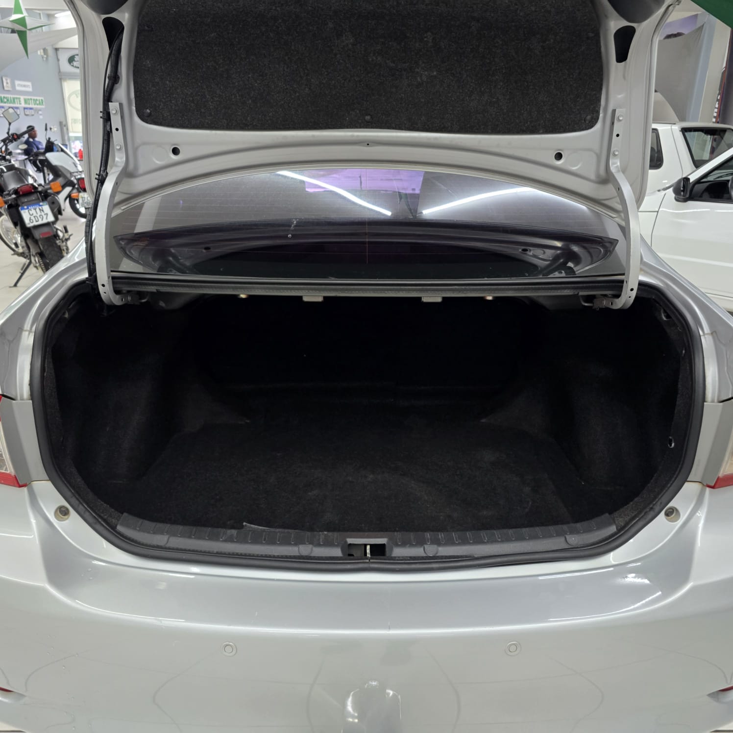 TOYOTA COROLLA 2.0 XEi AUT. PRATA 2013 FLEX - Imagem 13