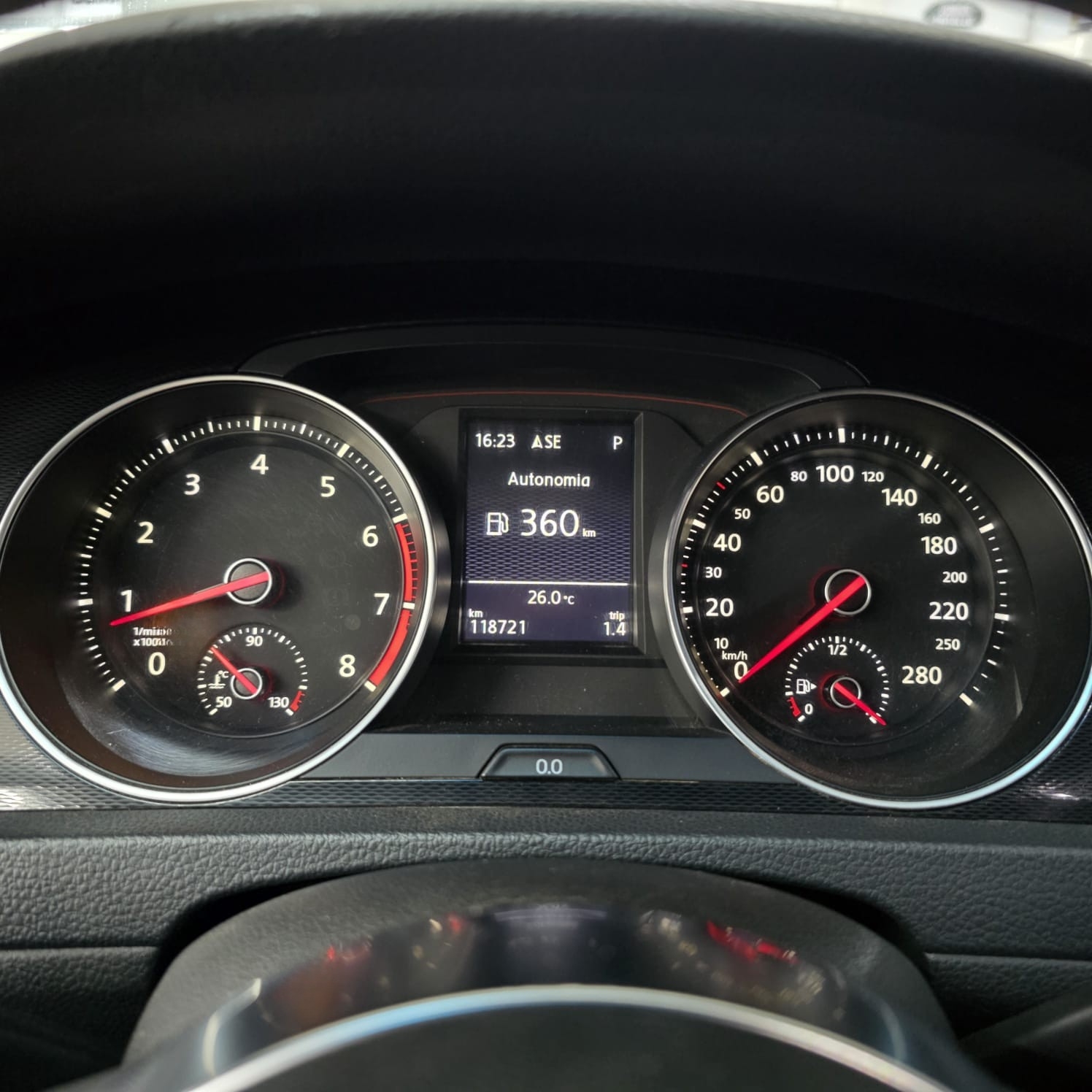 VW GOLF GTi 2.0 TSi 220Cv AUT. BRANCO 2015 GASOLINA - Imagem 14