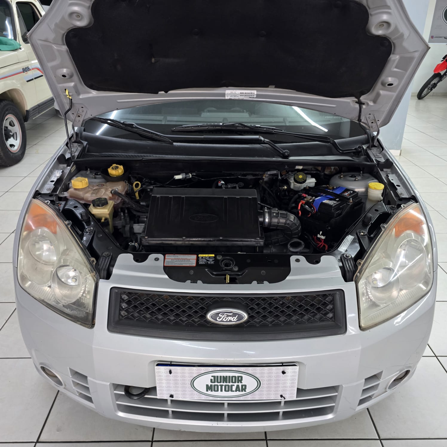 FORD FIESTA 1.6 CLASS SEDAN PRATA 2009 FLEX - Imagem 15