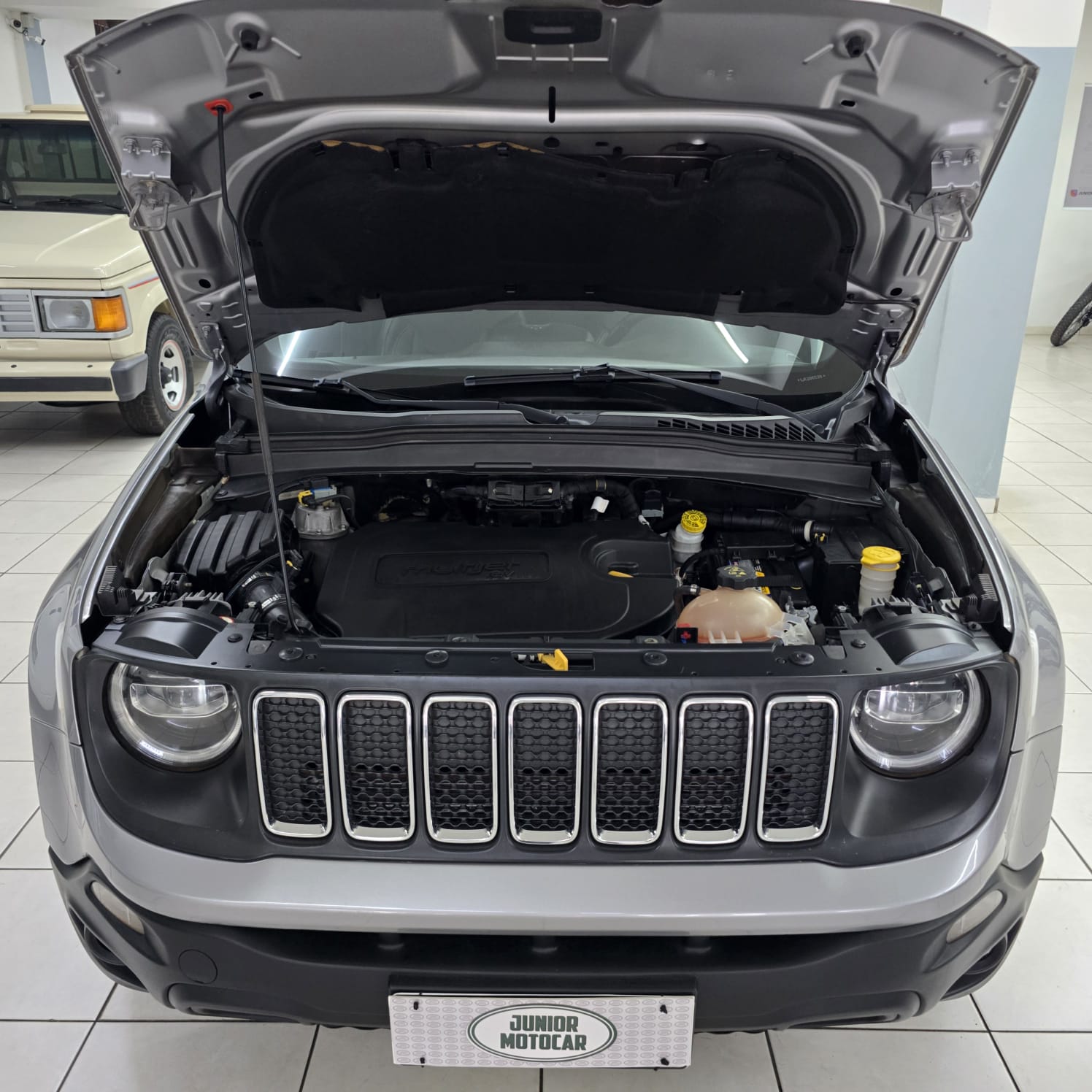 JEEP RENEGADE 2.0 LONGITUDE CINZA 2020 DIESEL - Imagem 15