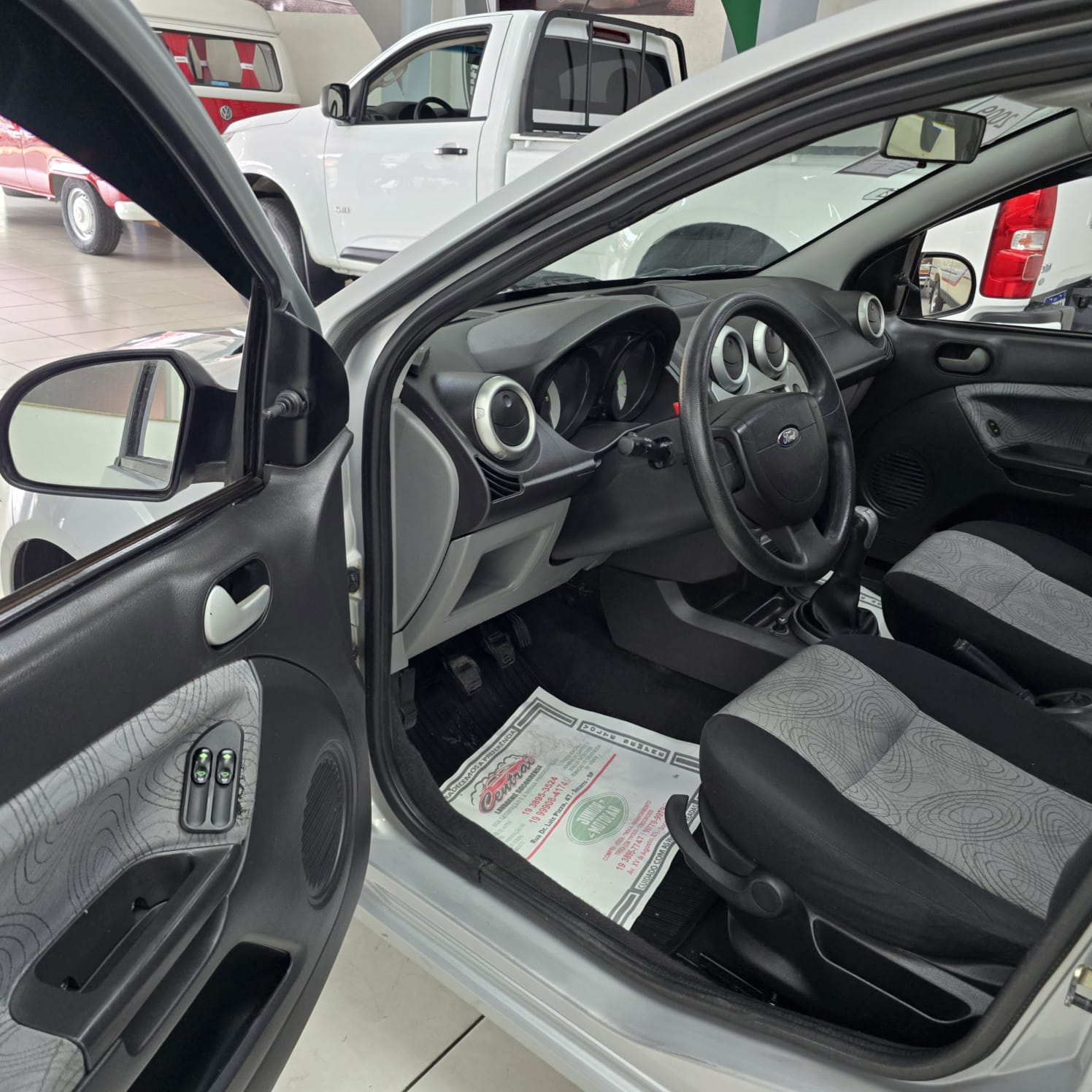 FORD FIESTA 1.6 CLASS SEDAN PRATA 2009 FLEX - Imagem 7