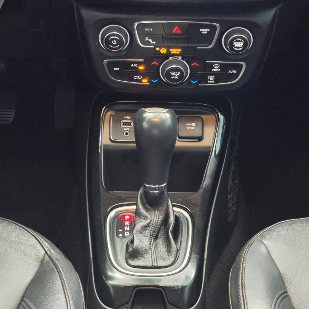 JEEP COMPASS 2.0 LIMITED AUT. BRANCO 2018 FLEX - Imagem 14