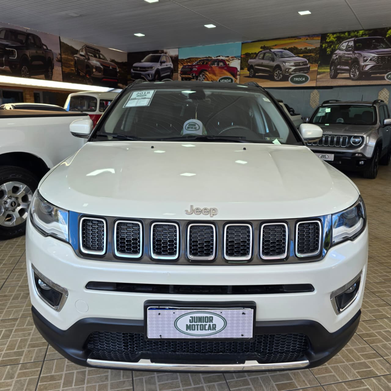 JEEP COMPASS 2.0 LIMITED AUT. BRANCO 2018 FLEX - Imagem 2